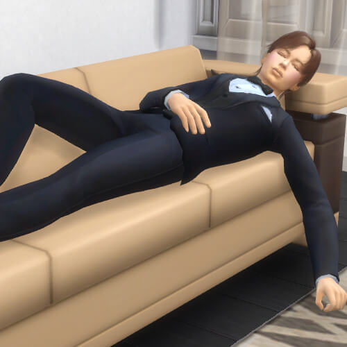 満腹でソファーに横たわるきたーま可愛い・・(*ˊ﹃`*)【10万円でできるかな】